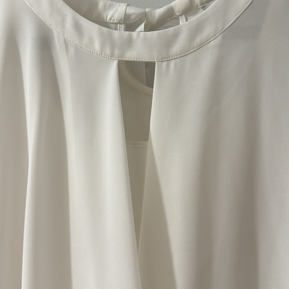 41 Hawthorn Sleeveless Wrap Blouse in Larger - Picture 4 of 7